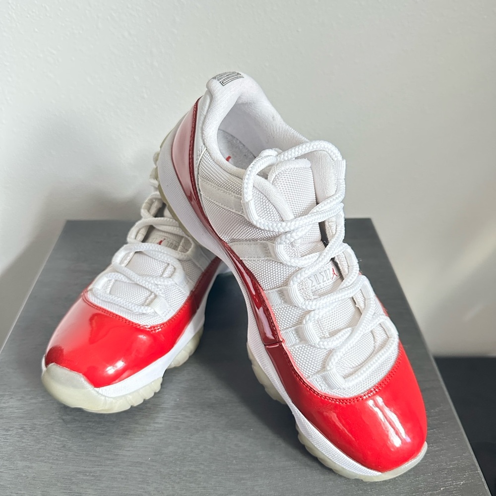 Air Jordan 11 Retro 2016 Low Cherry